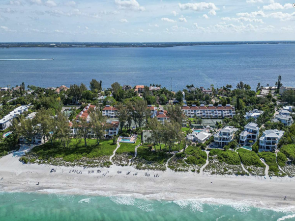 Longboat Key Gulf View Two Bedroom Vacation Rental PLUS DEN (3 bedrms)